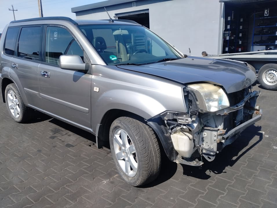 Nissan X-trail T30 2.5 QR25DE