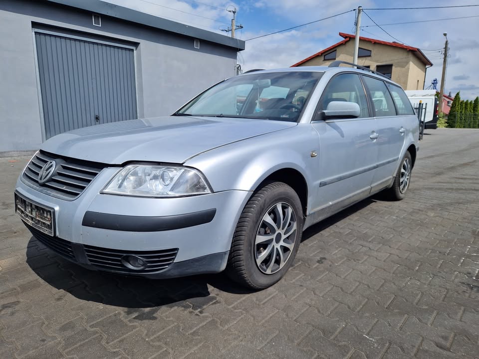 VW Passat B5 FL 1.6