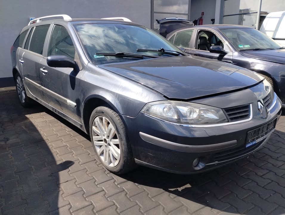 Renault Laguna II 2.2