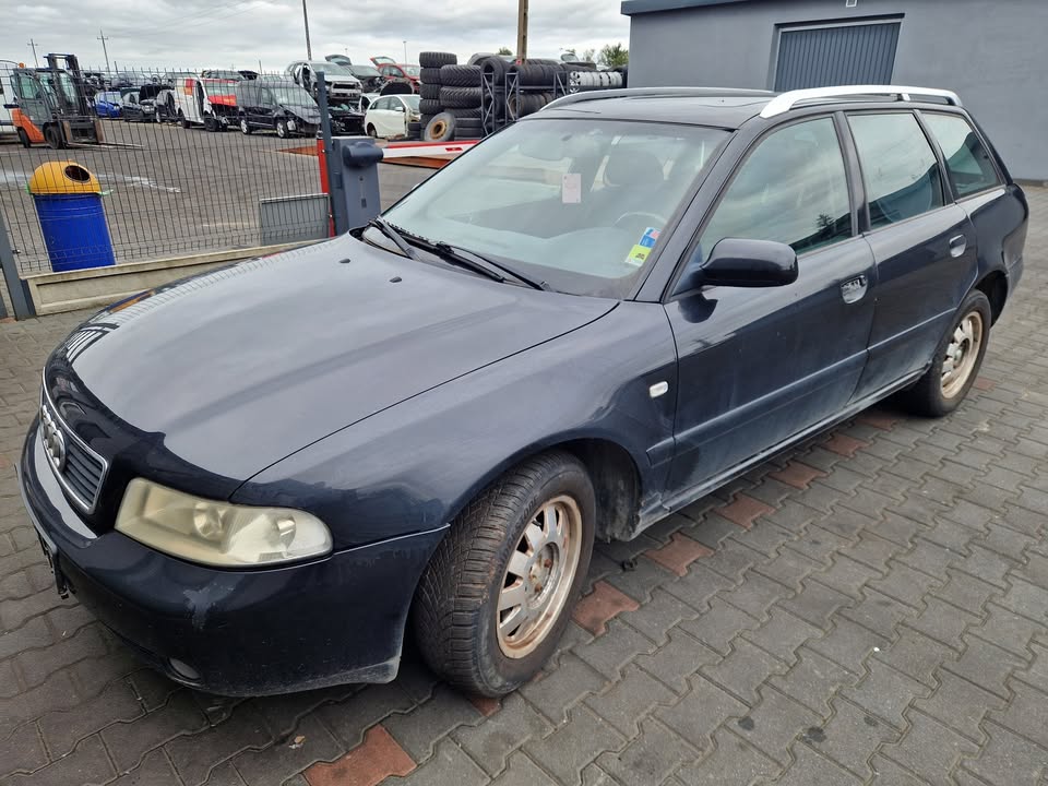 Audi A4 B5 1.9tdi automat Lz9w