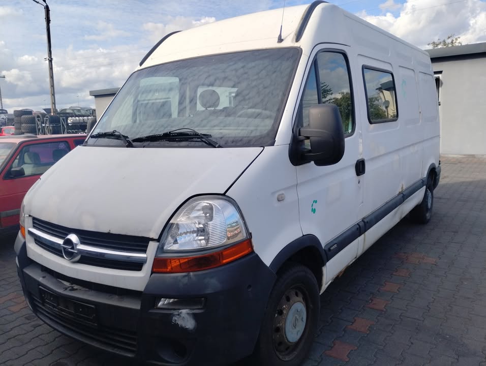 Opel Movano 
Silnik 2.2dci