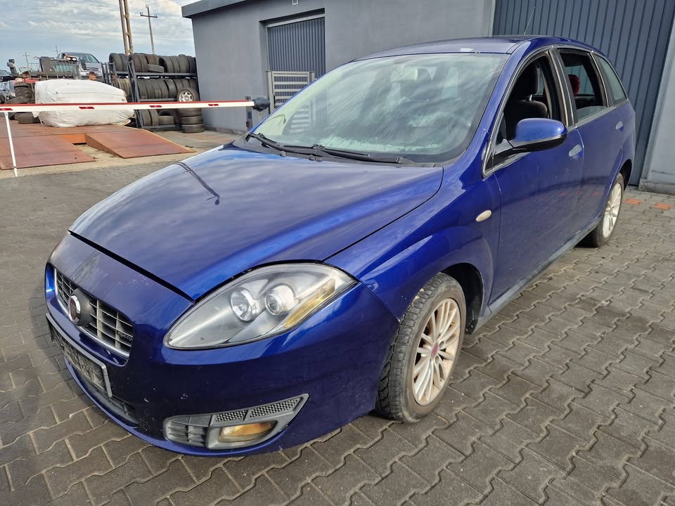 Fiat Croma II lift 2009r 1.9
